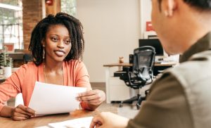 Como responder com segurança à pergunta sobre pretensão salarial em uma entrevista de emprego