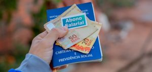Como funciona o PIS e quando eu tenho direito a fazer o saque desse benefício?